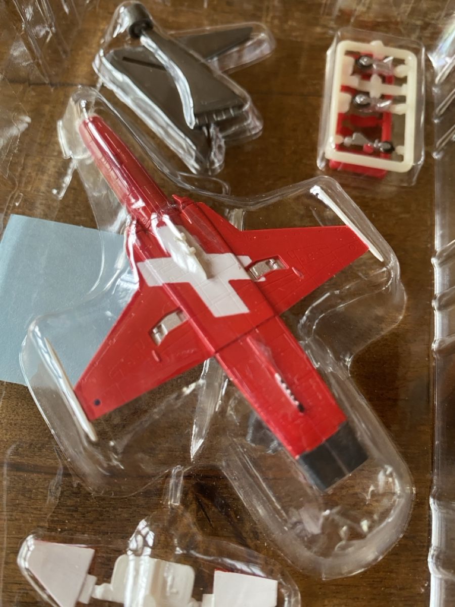 Kit di modellismo & Modellini statici: Schweizer Luftwaffe F-5 Tiger 1/144 – Nuovo (secondo la descrizione) da Buochs venduto da snowman07 3