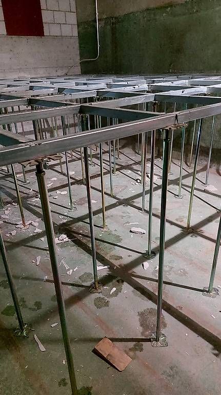 Chaises: Holraum Stüze – D'occasion à Uetendorf par Albi125 4