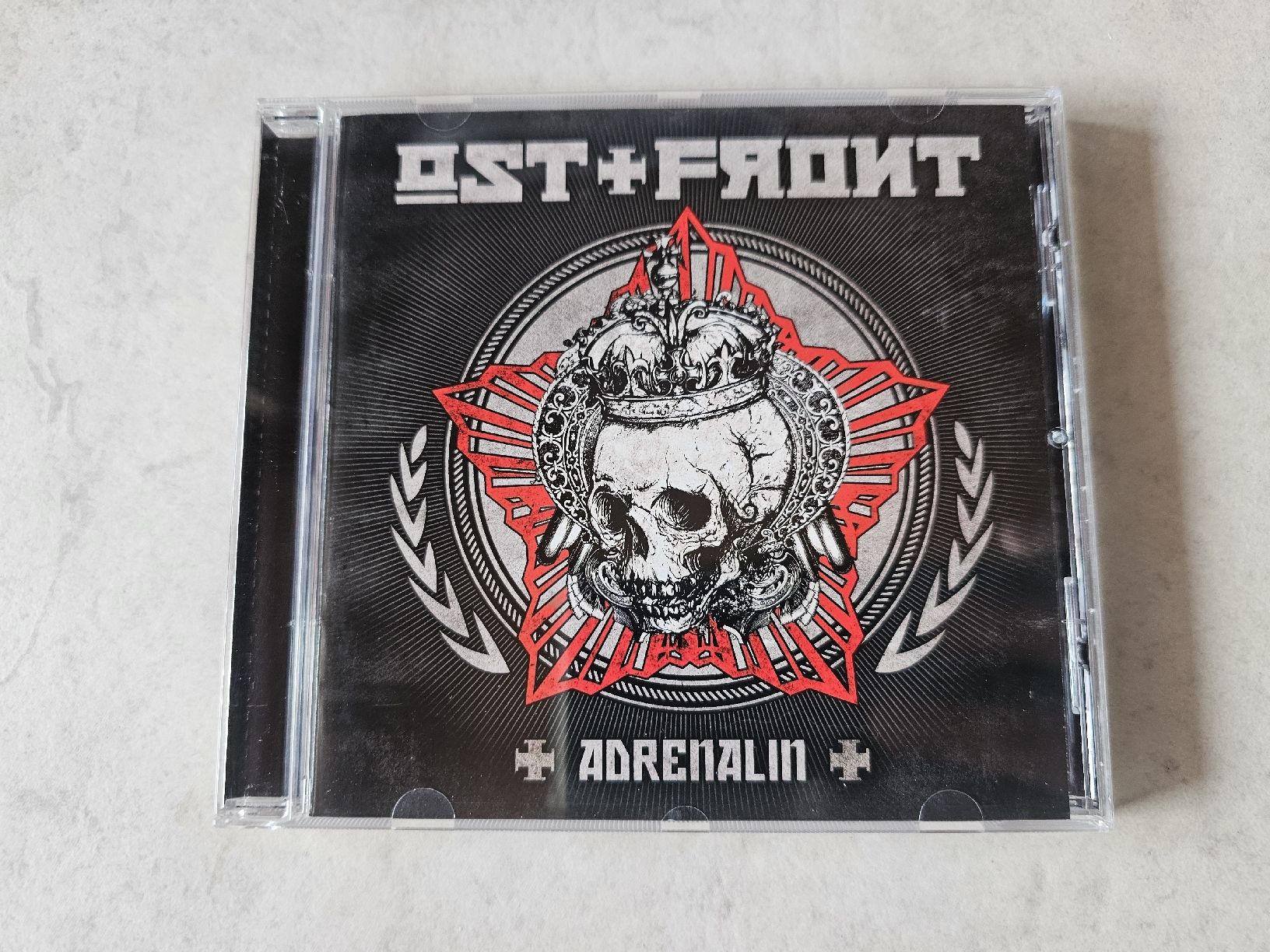 CDs: Ost+Front  -  Adrenalin – D'occasion à Schneisingen par backstore24