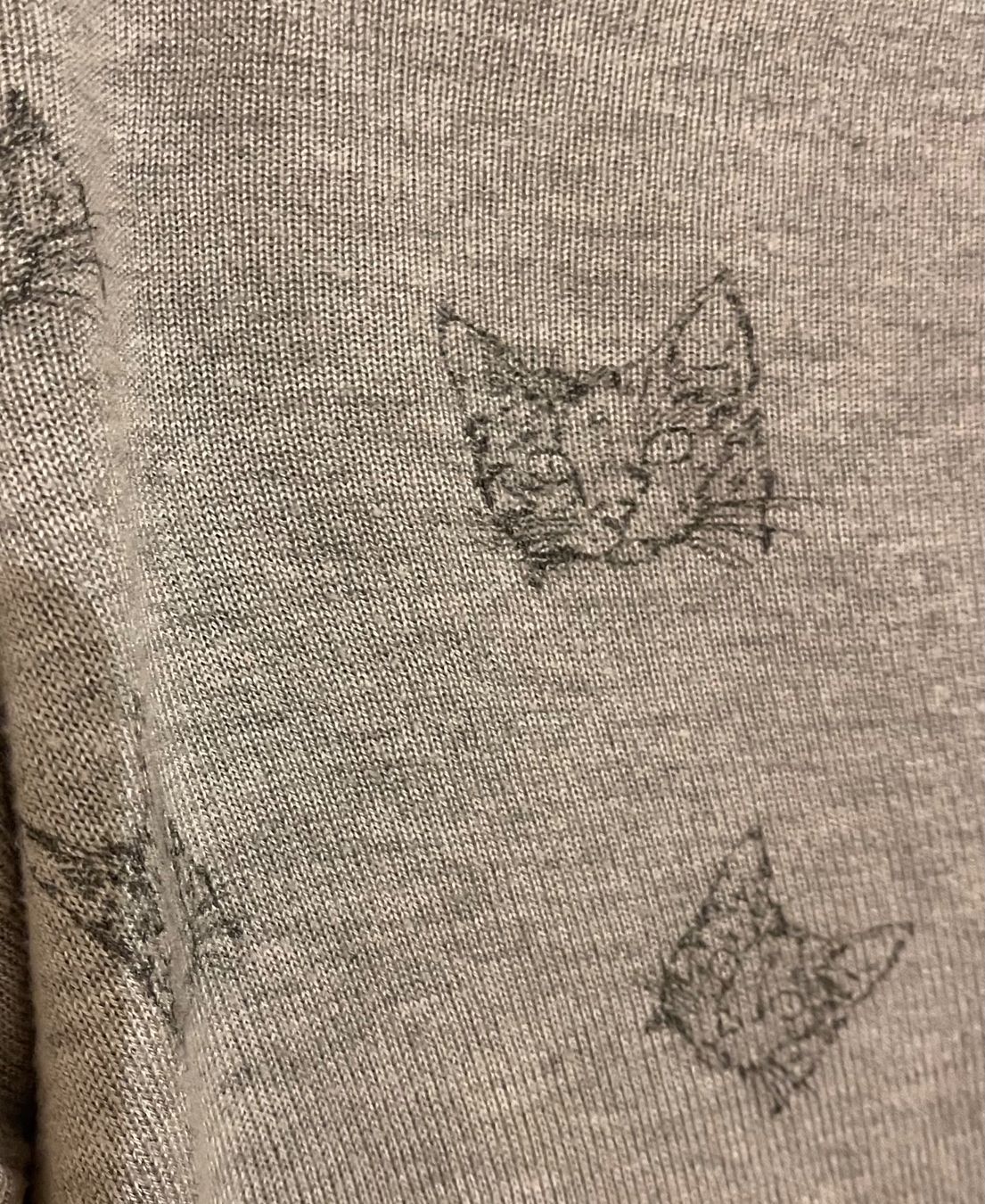 Pullover & Sweatshirts: Pullover Chats – Gebraucht aus Genève von Annilu 1