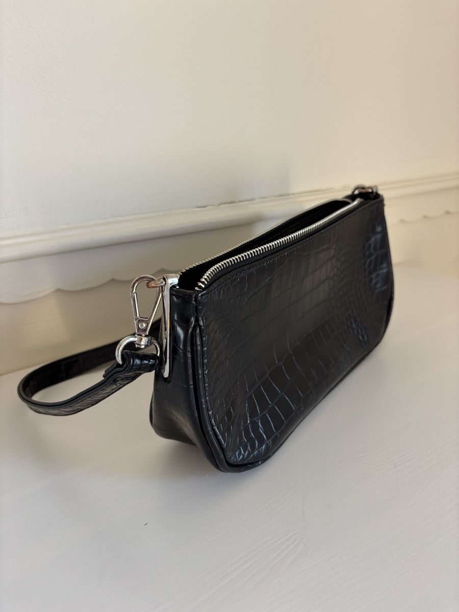 H&M Taschen für Damen: Handtasche  – Gebraucht aus Solothurn von lex_123 1