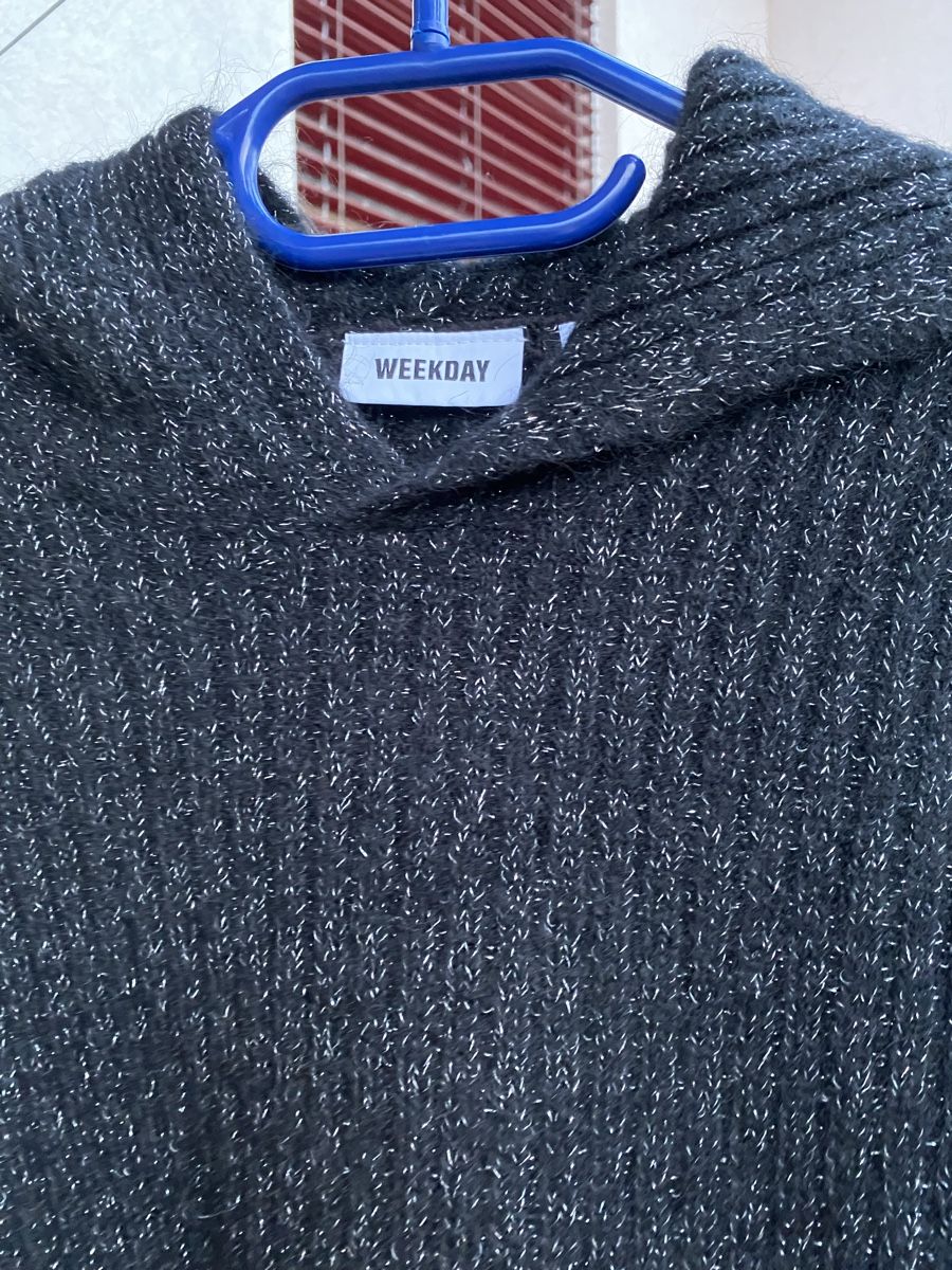 Weekday Pullover & Sweatshirts: Weekday Damen Pullover – Gebraucht aus Laupen BE von ole_l8gg 2