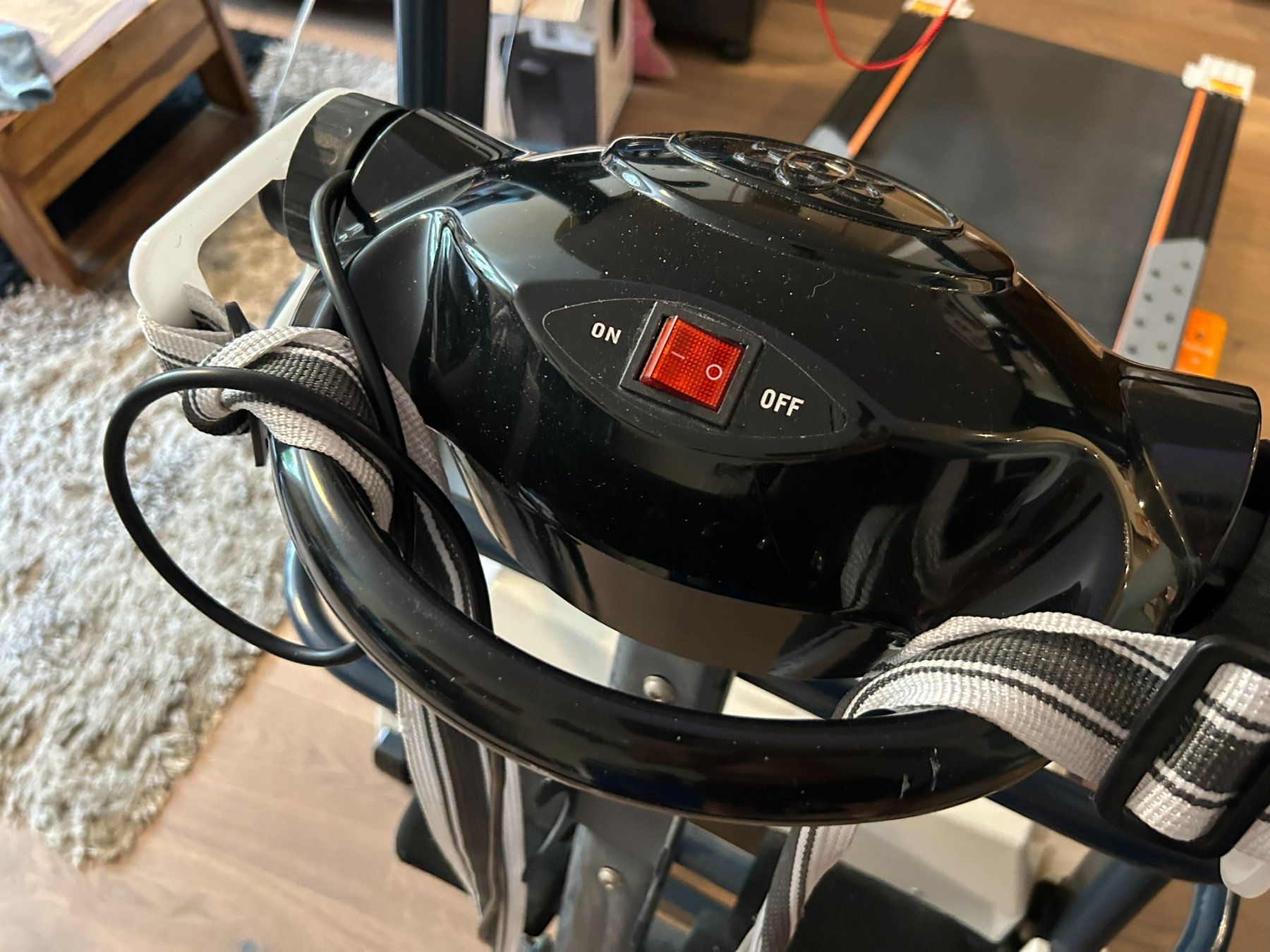 Bodyswiss Hometrainer: Laufband Bodyswiss, klappbar, Steigung + Programme – Gebraucht aus Gümligen von ESCreativwork 6