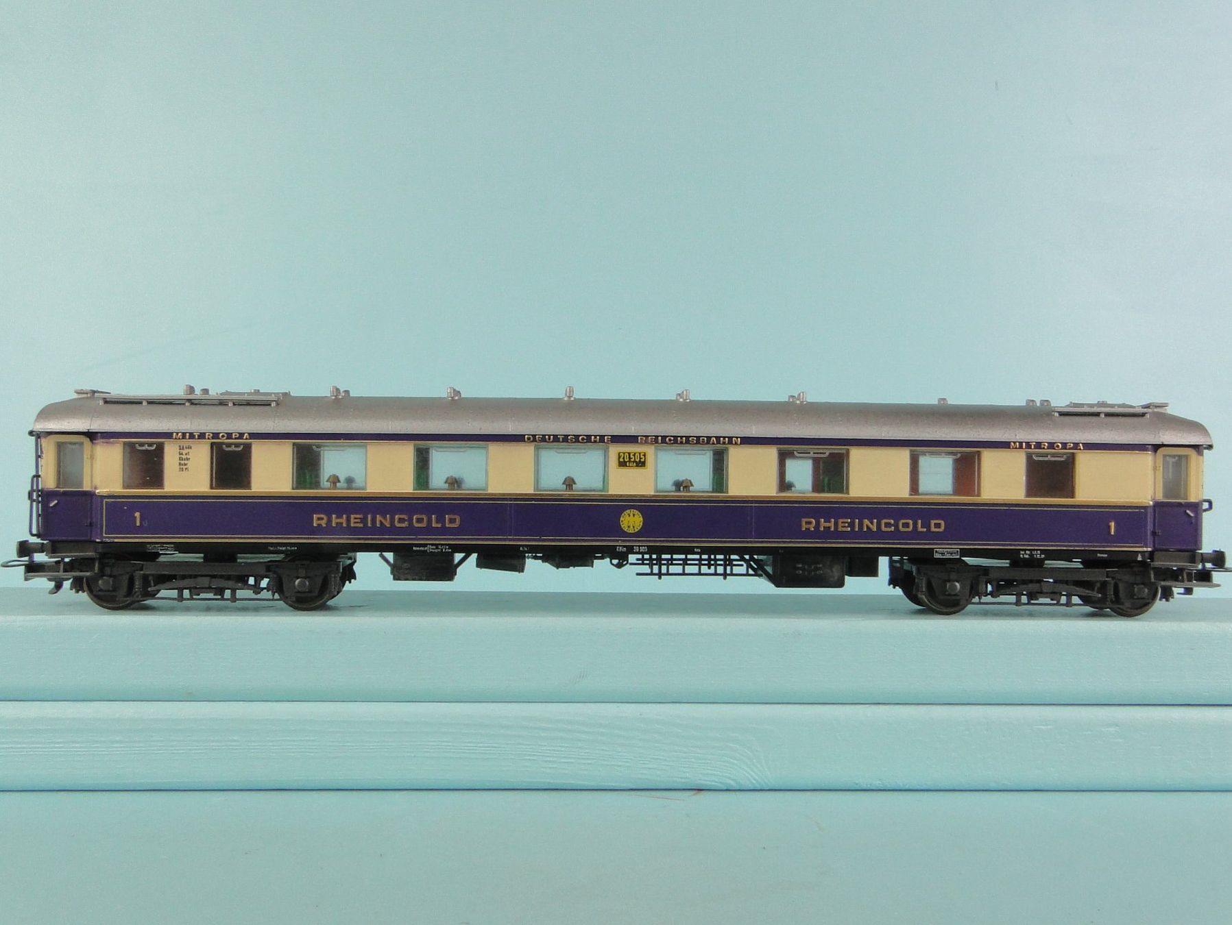 Liliput Modellini di ferrovie: Liliput 823 Rheingold 1 Kl. – Usato da Bülach venduto da cann11 2
