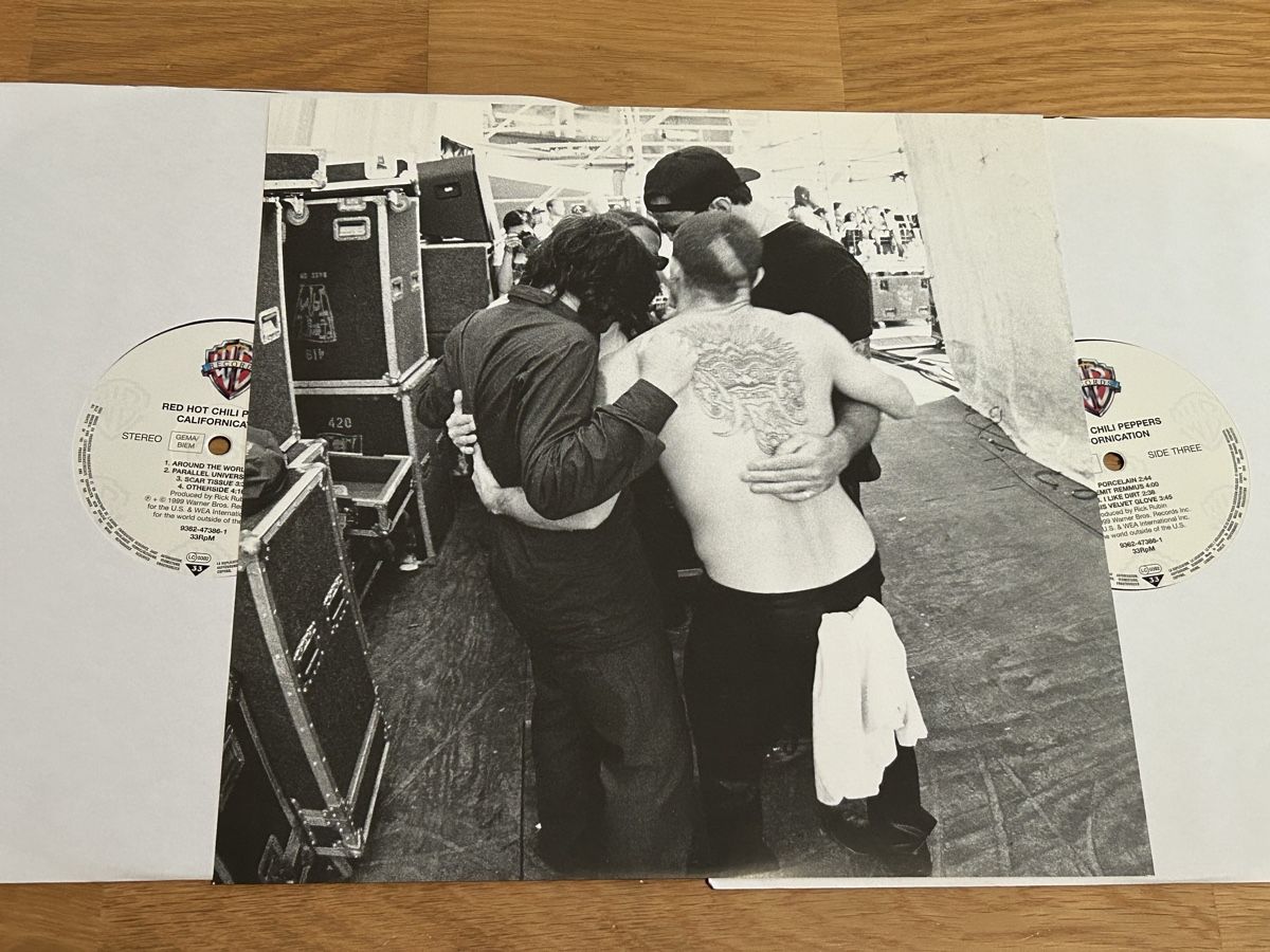 Dischi in vinile: Red Hot Chili Peppers. Californication – Usato da Faulensee venduto da Mizuno06 3