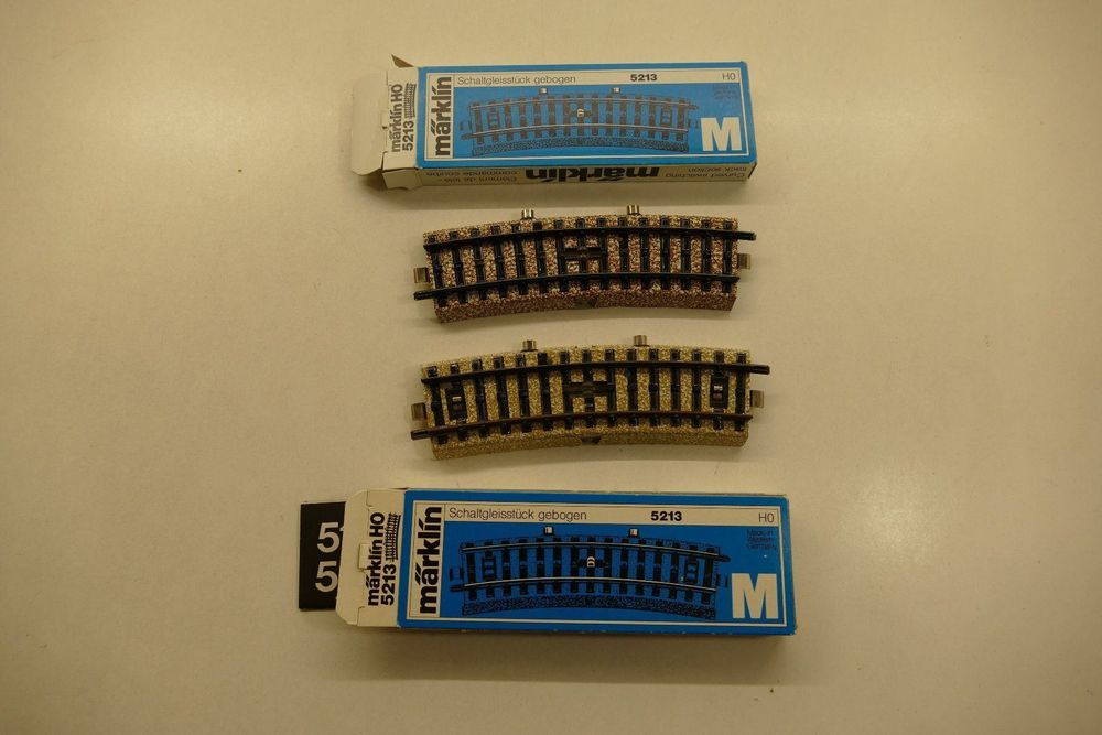 Märklin: 2xM-Schaltgleisstück Nr. 5213 (Neu (gemäss Beschreibung)) in ...