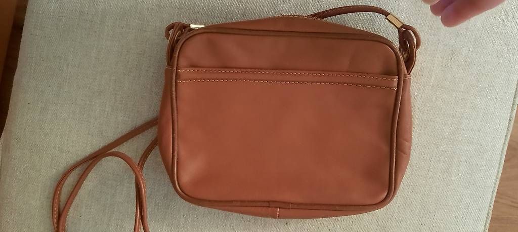 Taschen für Damen: Kleine Braune Handtasche – Gebraucht aus Zürich von Accuchek 4