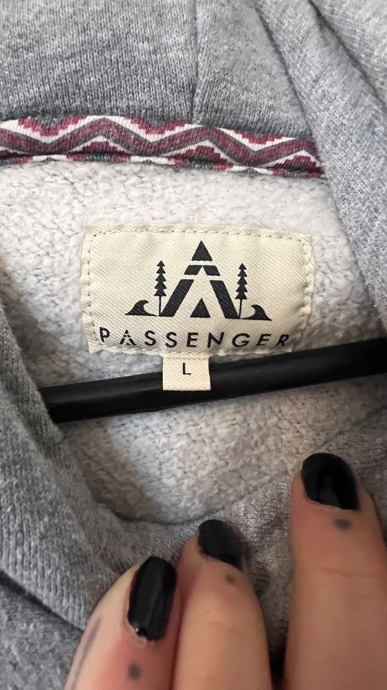 Pullover & Sweatshirts: Pullover Passenger L (wie Neu) – Neu (gemäss Beschreibung) aus Bern von best.secondhand 1