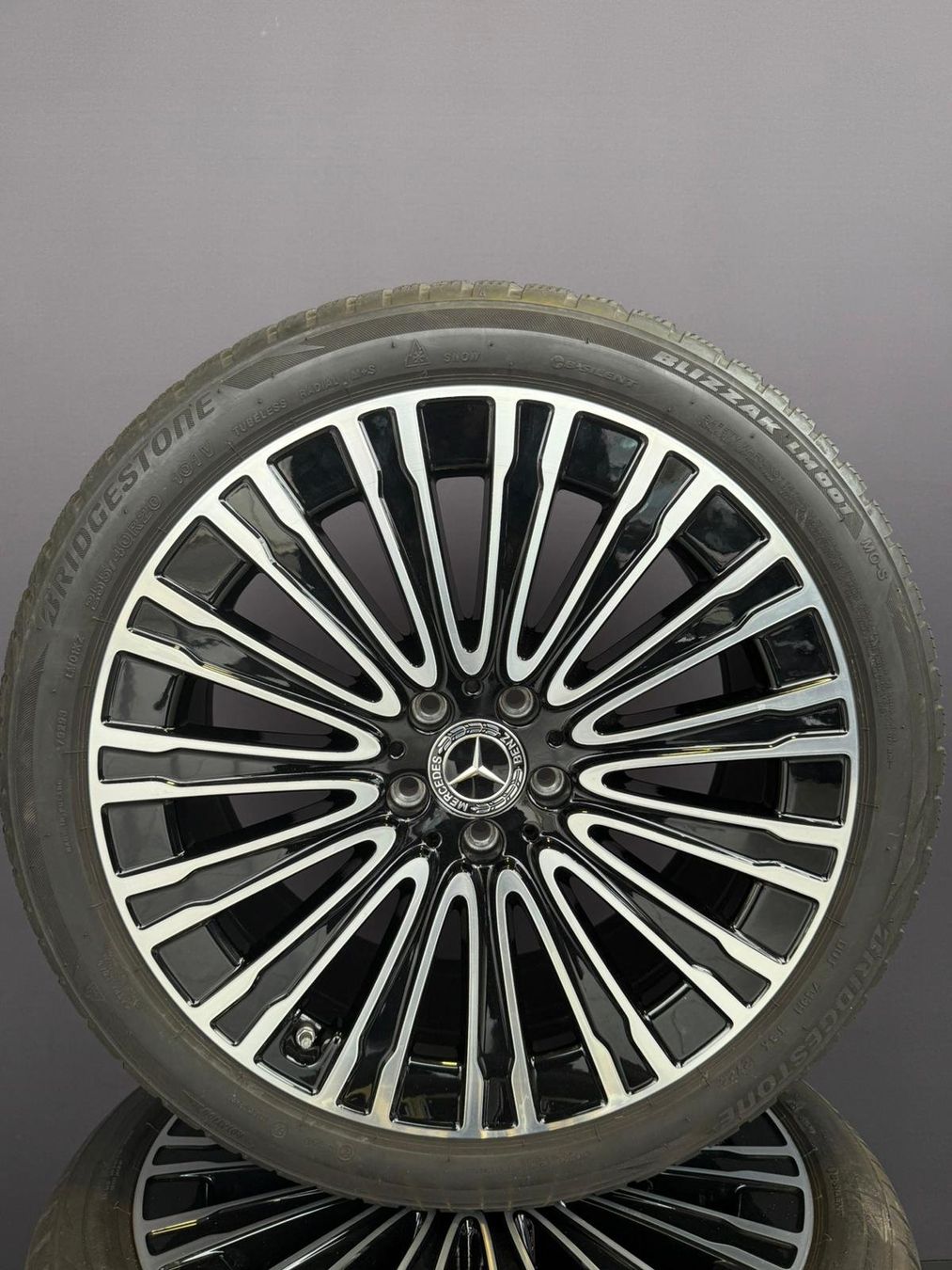 Bridgestone Pneumatici & Ruote complete: Winterkomplettradsatz Mercedes EQE – Usato da Wettingen venduto da SmartNeuteile 1