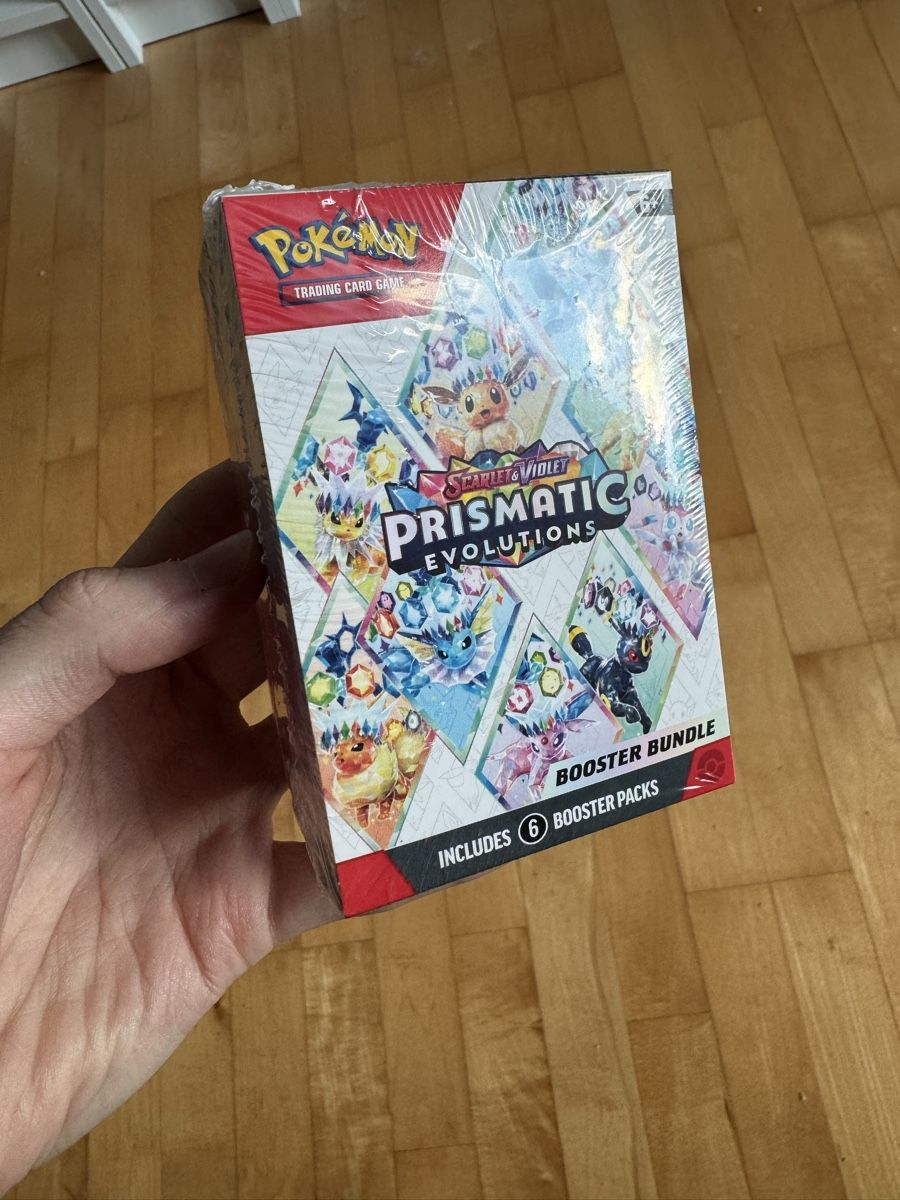 Pokémon Sammelbilder & Trading cards: Pokemon Prismatic Evolutions Booster Bundle EN – Neu und originalverpackt aus Dietikon von Ecc0