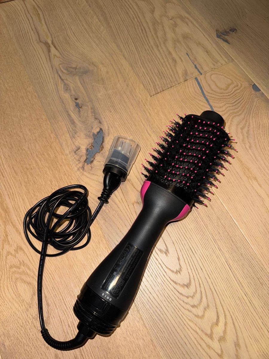 Altro per la cura dei capelli: SALON ONE-STEP VOLUMISER WARMLUFTBÜRSTE – Usato da Zofingen venduto da ismail01a 4