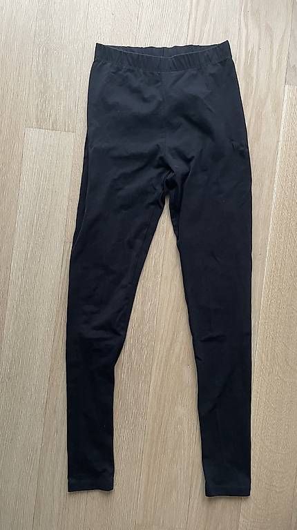 H&M Strümpfe & Strumpfhosen: Leggings schwarz H&M Gr. 158 – Gebraucht aus Zürich von nop4