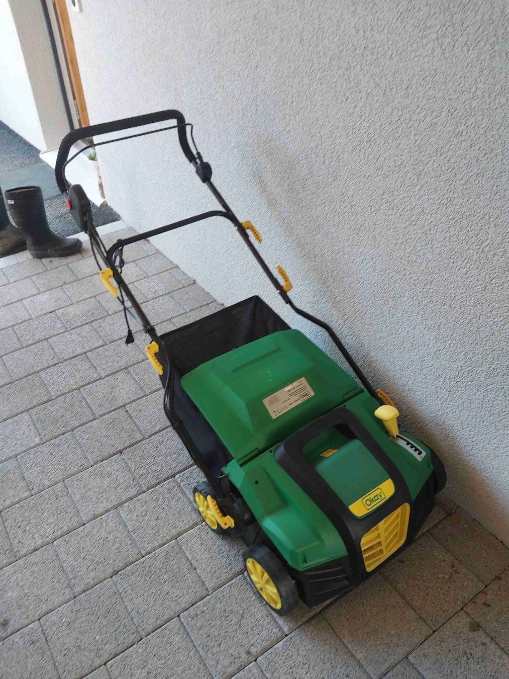 Attrezzi per la lavorazione del suolo: Vertikutierer Elektro Okay – Usato da Wiesendangen venduto da Silvan.frei