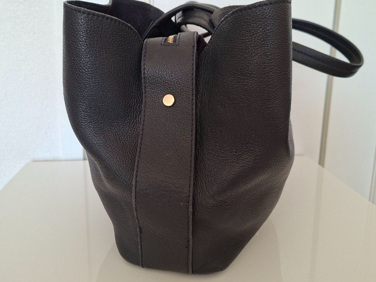 Jones Sacs femmes: Sac cabas Jones Bootmaker 100% cuir noir – D'occasion à Lutry par Sim_Sta 2