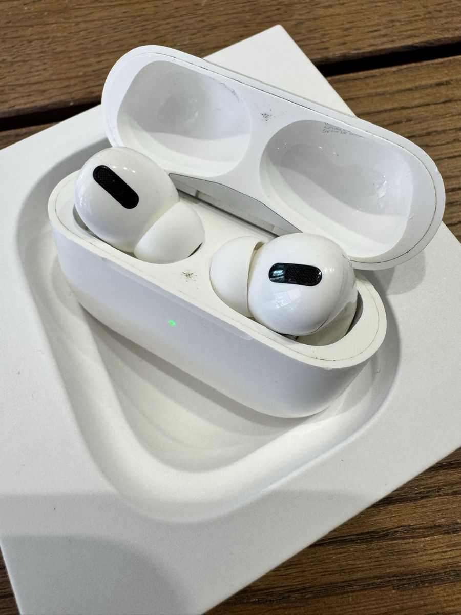 Apple Kopfhörer: Apple AirPods Pro – Gebraucht aus Glattpark(Opfikon) von ale_mg8x 5