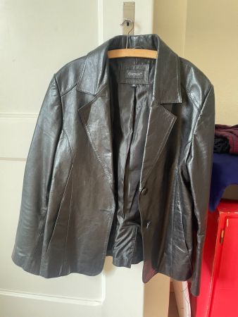 Veste en cuir véritable, taille 40