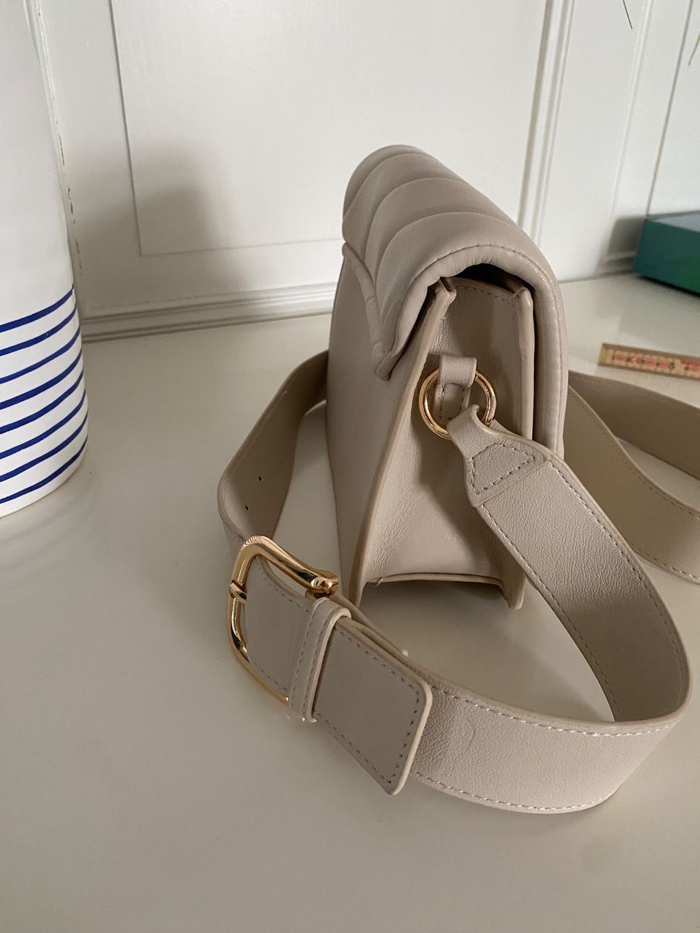 Mango Borse da donna: Umhängetasche neuwertig – Nuovo (secondo la descrizione) da Zürich venduto da ana_7wny 1