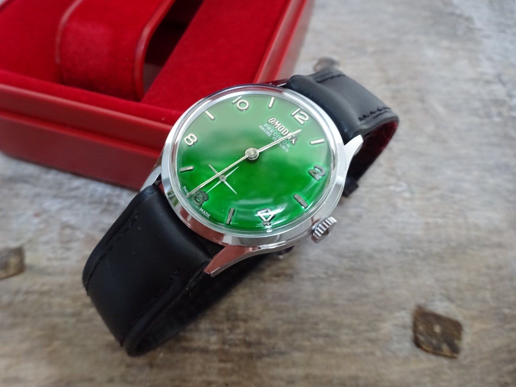 Uhren: Markenuhr / OMODOX, Lengnau bei Biel – Gebraucht aus Esslingen von eintagammeer