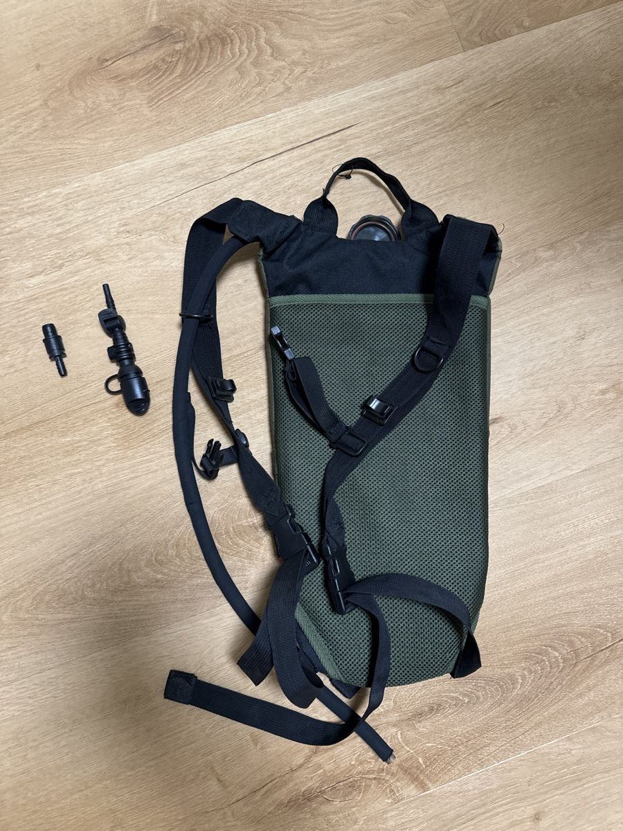 Camelbak Sacs à dos: Trinkrucksack, Trinksystem – D'occasion à Diepflingen par Erzengel2885 1