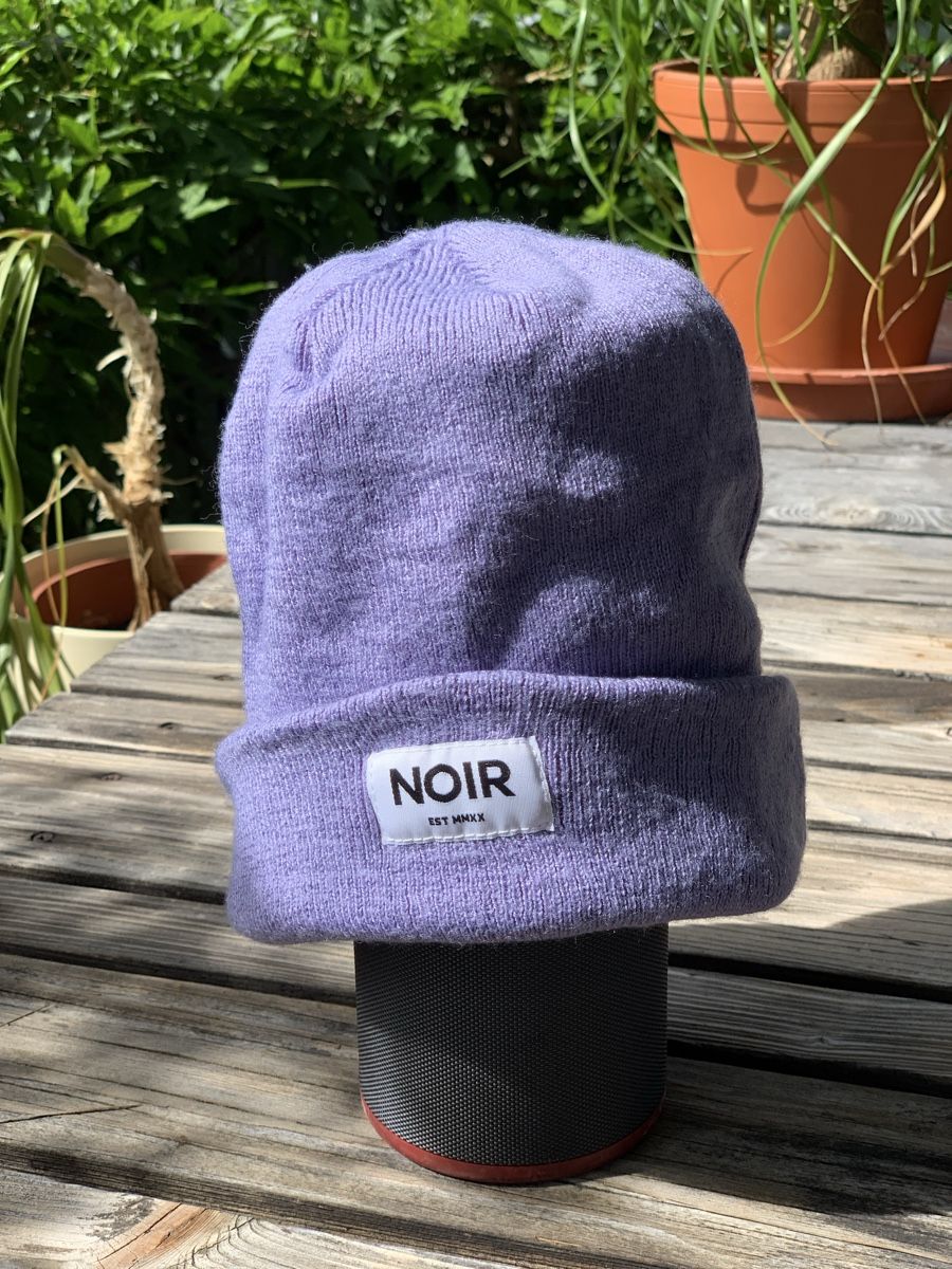 Copricapi, berretti & cappellini: NOIR Winter Mütze, 50% Wolle – Usato da Uster venduto da Flummi 1