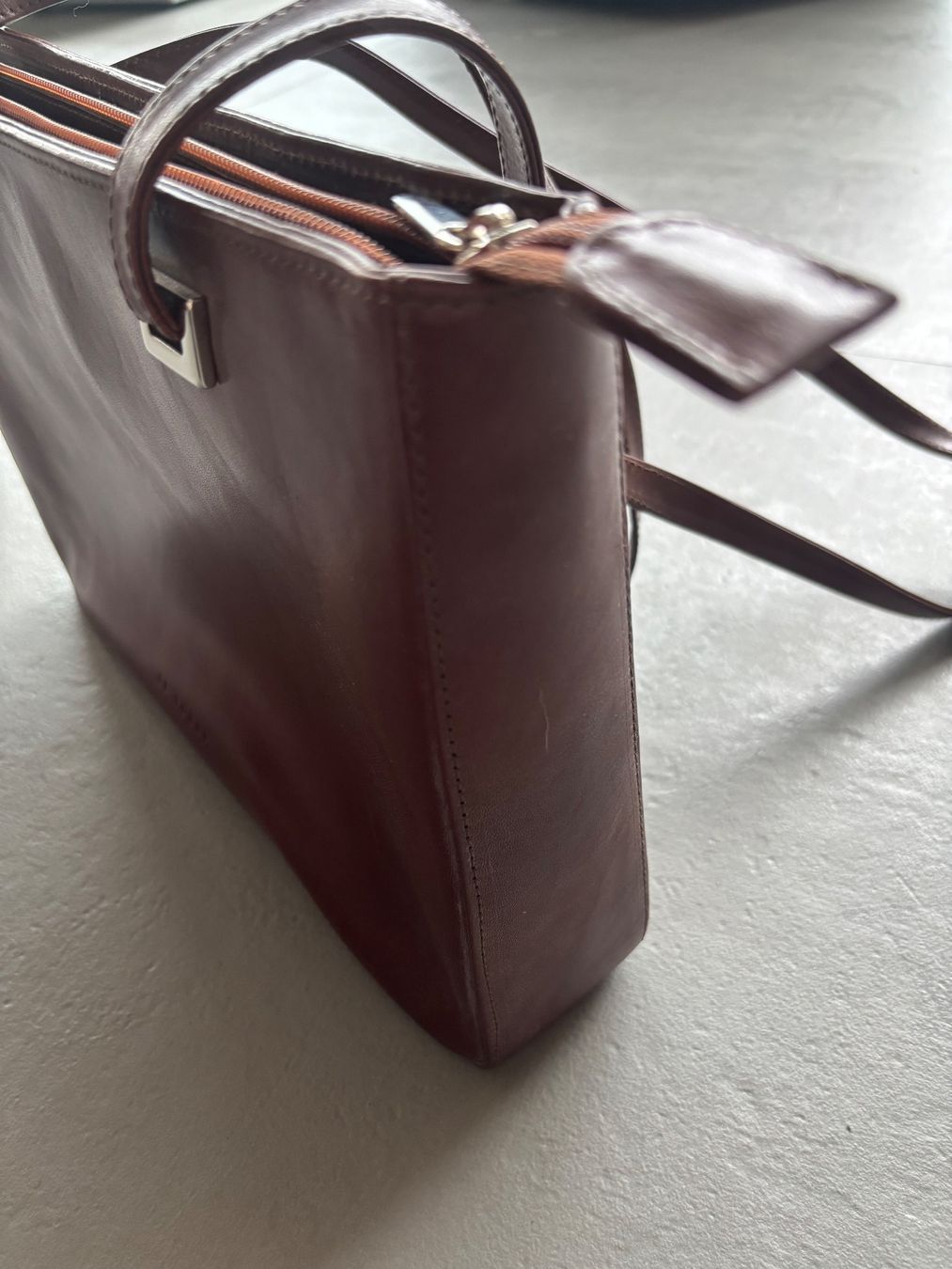 Sacs: Lederhandtasche Le Torri – D'occasion à Stalden VS par ile_ld6t 7