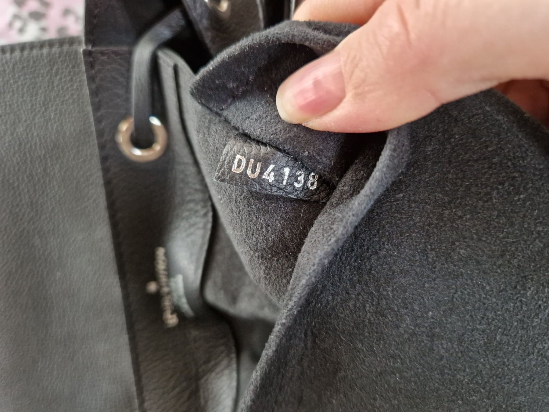 Louis Vuitton Rucksäcke: 🎁Louis Vuitton Rucksack❤️ – Gebraucht aus Kriens von Ivana4 1