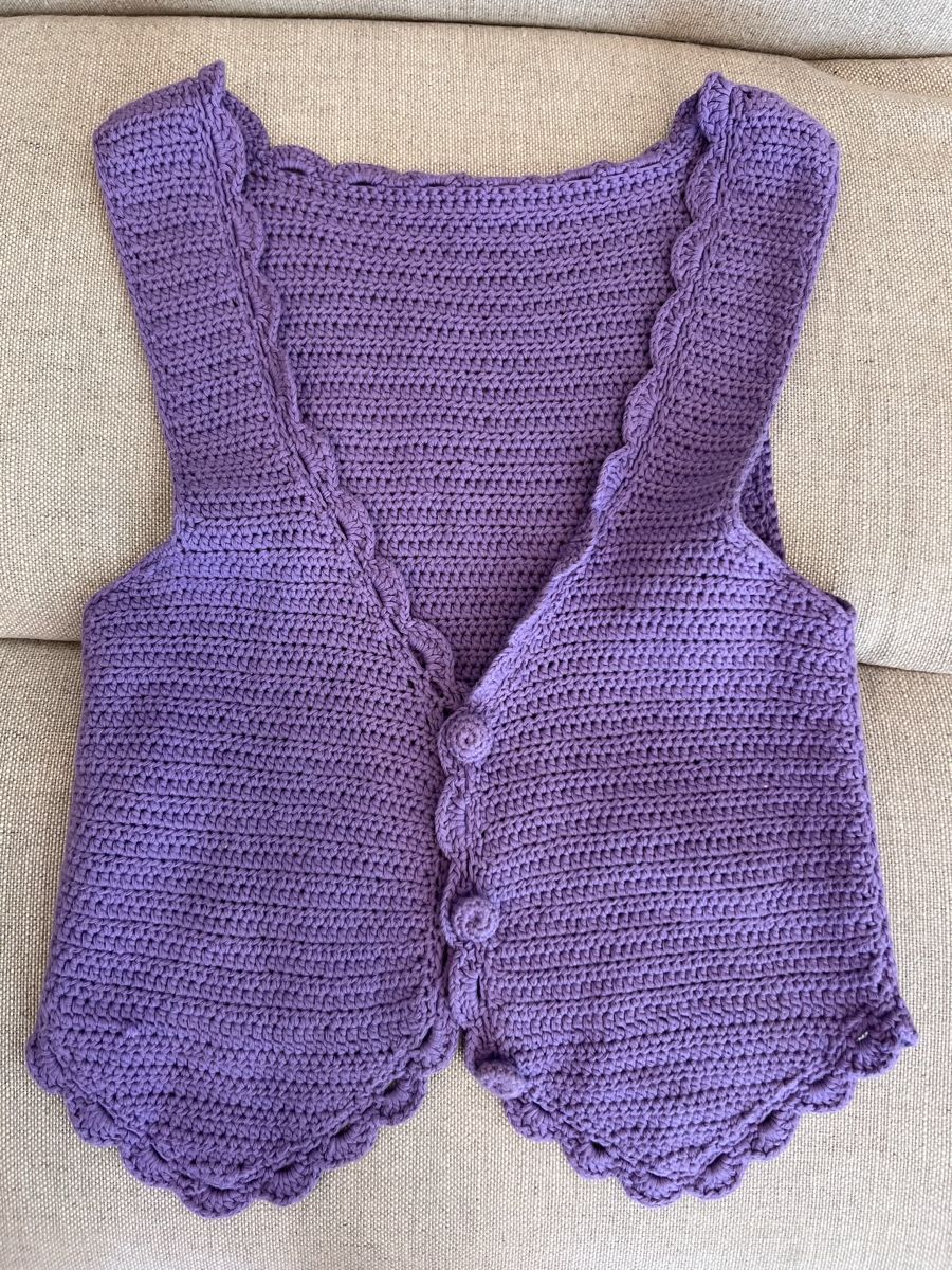 Top: Purple Crochet Set: Top, Vest & Bottoms – Usato da Goldau venduto da Kseniya123 1