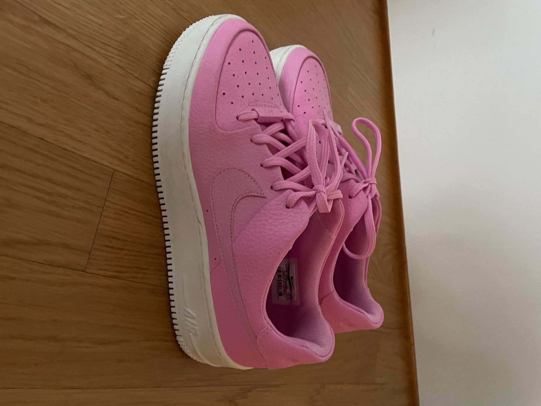 Nike Scarpe da donna: Nike Air Force 1 Pink - Top Zustand! – Usato da Zürich venduto da Lato05 2
