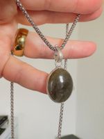 Fashionable labradorite necklace