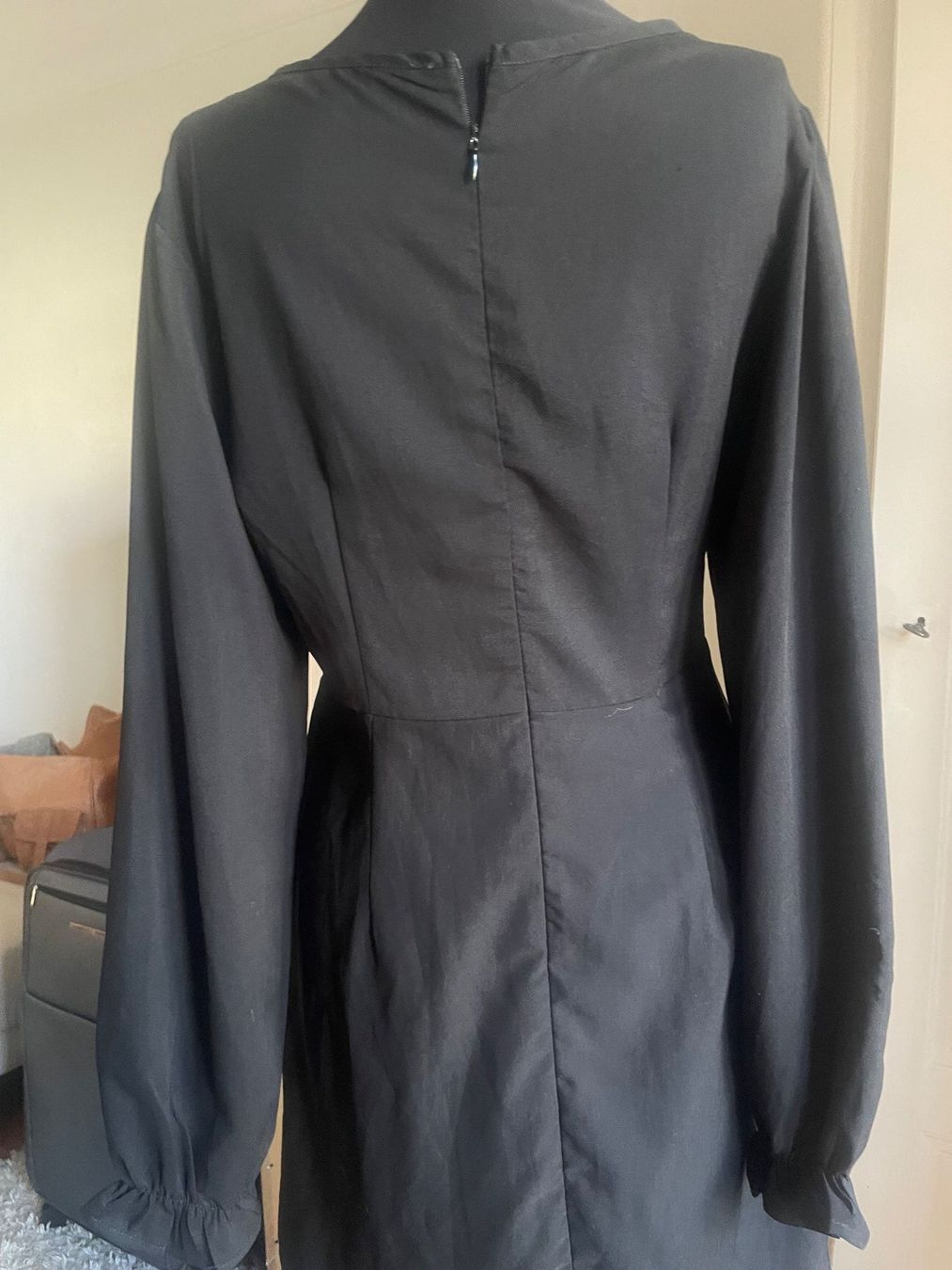 Shein Vestiti: Robe noire chic, manches longues (s) – Usato da Genève venduto da lailas_things 2