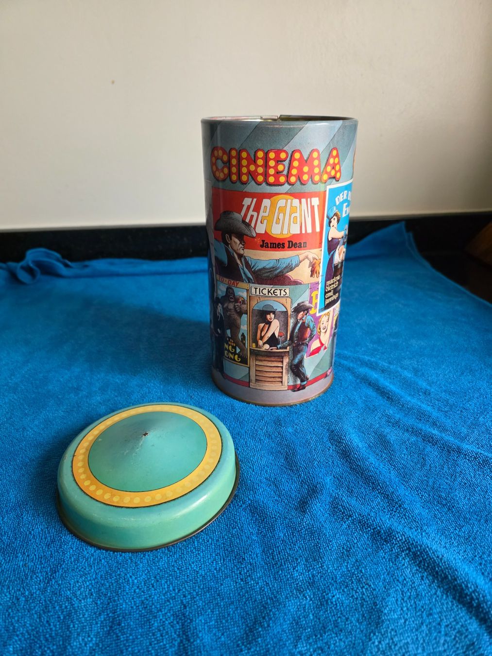 Contenitori & Simili: Alte Blechdose Motiv Cinema – Usato da Villmergen venduto da stier74 2