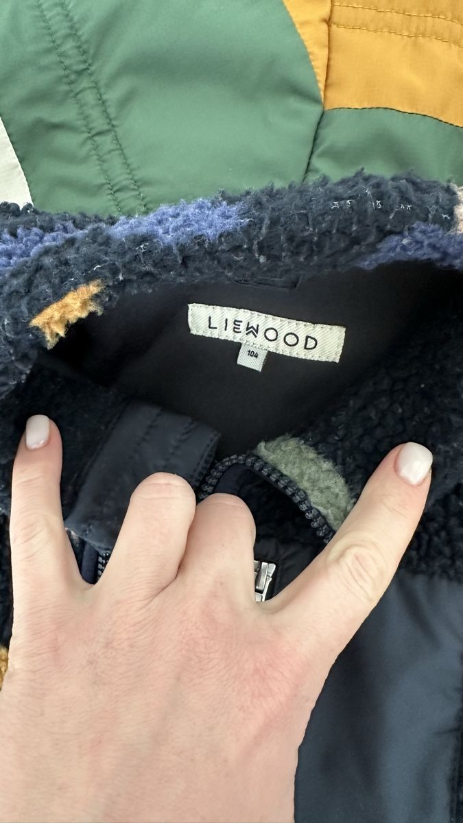 Liewood Giacche & Cappotti: 3 puffer jackets  liewood - Size 104 - Winter Ready! – Usato da Küssnacht am Rigi venduto da hor_dpb7 3