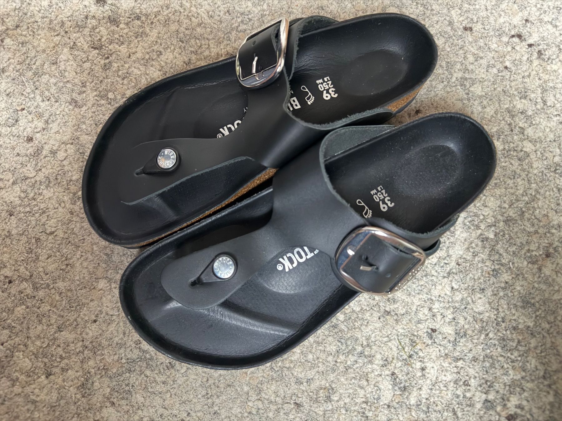 Birkenstock Scarpe da donna: Birkenstock Gizeh Big Buckle Gr. 39 – Usato da Wattwil venduto da edel88 1