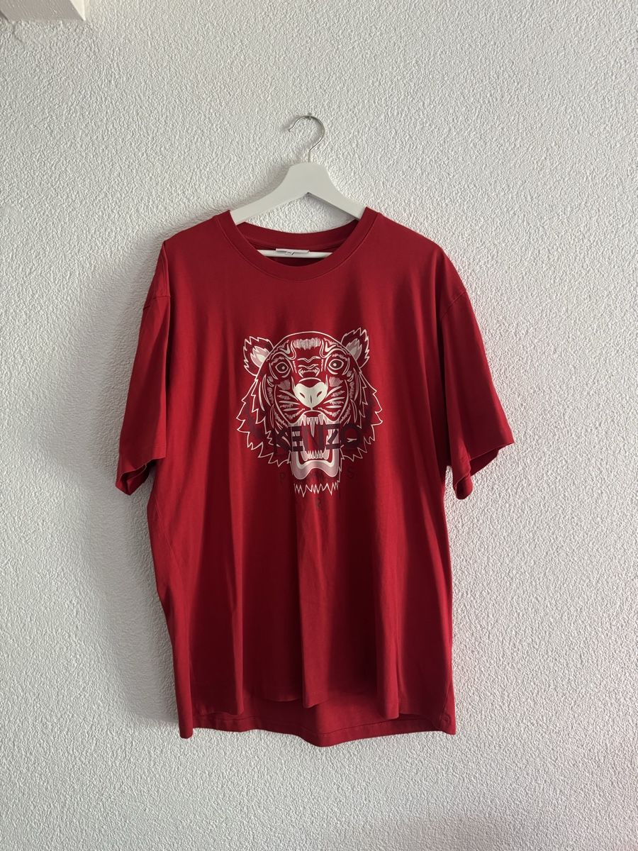 Kenzo T-shirt: Kenzo T-Shirt – Usato da Bätterkinden venduto da BernFashion