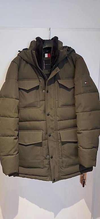 Giacche: Tommy Hilfiger Parka – Usato da Henggart venduto da Ollllley