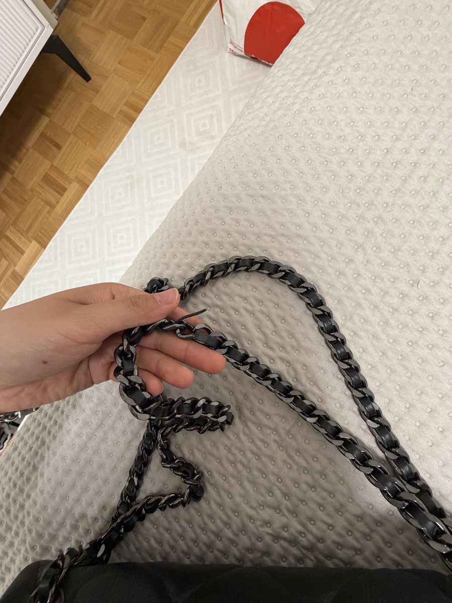 Borse da donna: Schwarze Anna Luchini Schultertasche – Usato da Basel venduto da sid_dem 4