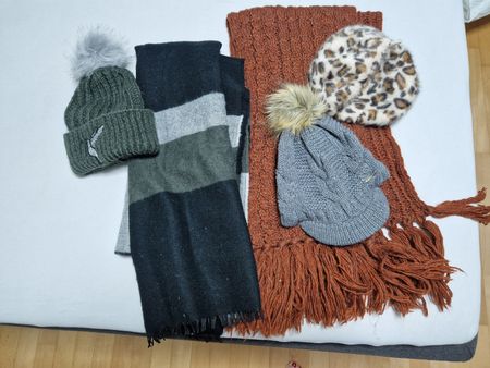 Schal und Mütze Set für den Winter, Top Zustand!