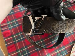 LOUIS VUITTON GÜRTEL