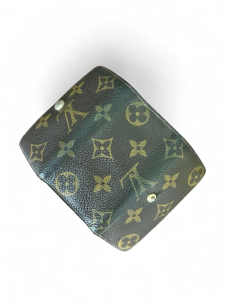 Louis Vuitton Portafogli: Louis Vuitton Key Pouch Monogram - Stylish Accessory! – Usato da Ittigen venduto da L0RO 2