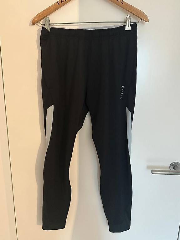 Pantaloni: Kipsta Trainerhose - S – Usato da Wauwil venduto da est_r5td 1