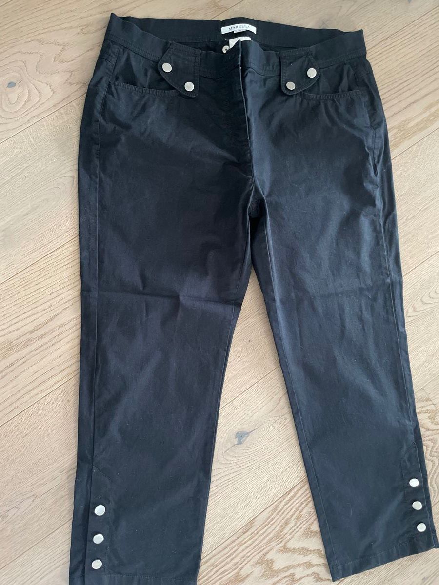 Marella Pantaloni: Marella Damenhose schwarz Gr. 42 D – Usato da Wettingen venduto da Adventist