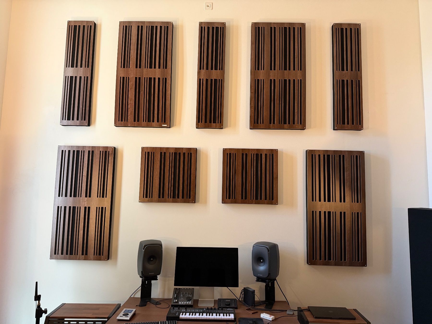 Duftöldiffusoren: GIK 2A Alpha Pro Series Panel Diffusor / Absorber (50mm) – Gebraucht aus Neuhausen am Rheinfall von stefxyz 3