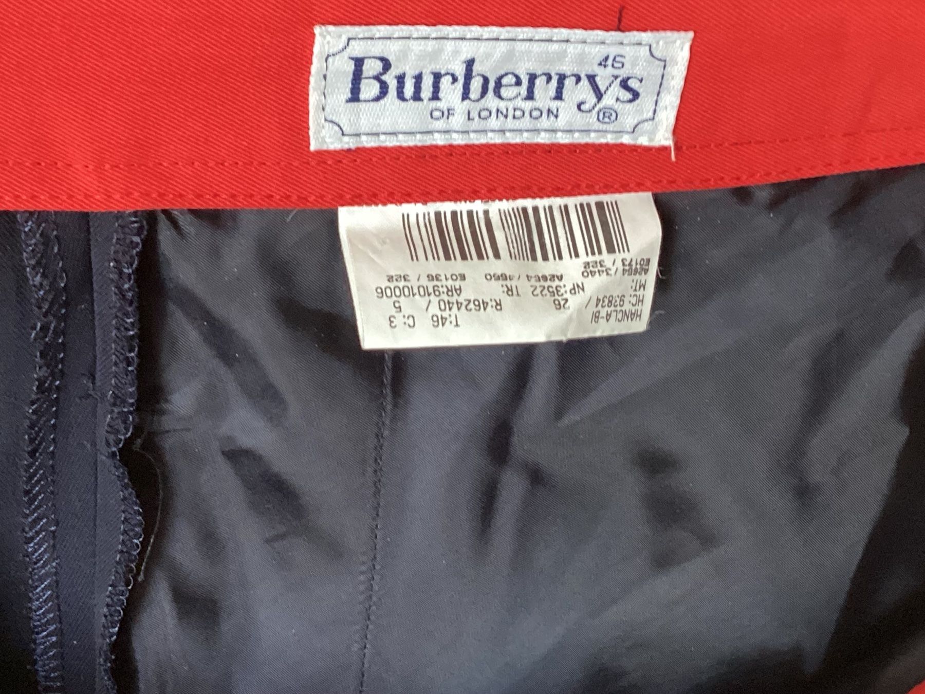 Burberry Pantaloni: Sommerhose von Burberry – Usato da Wetzikon ZH venduto da Paty53 1