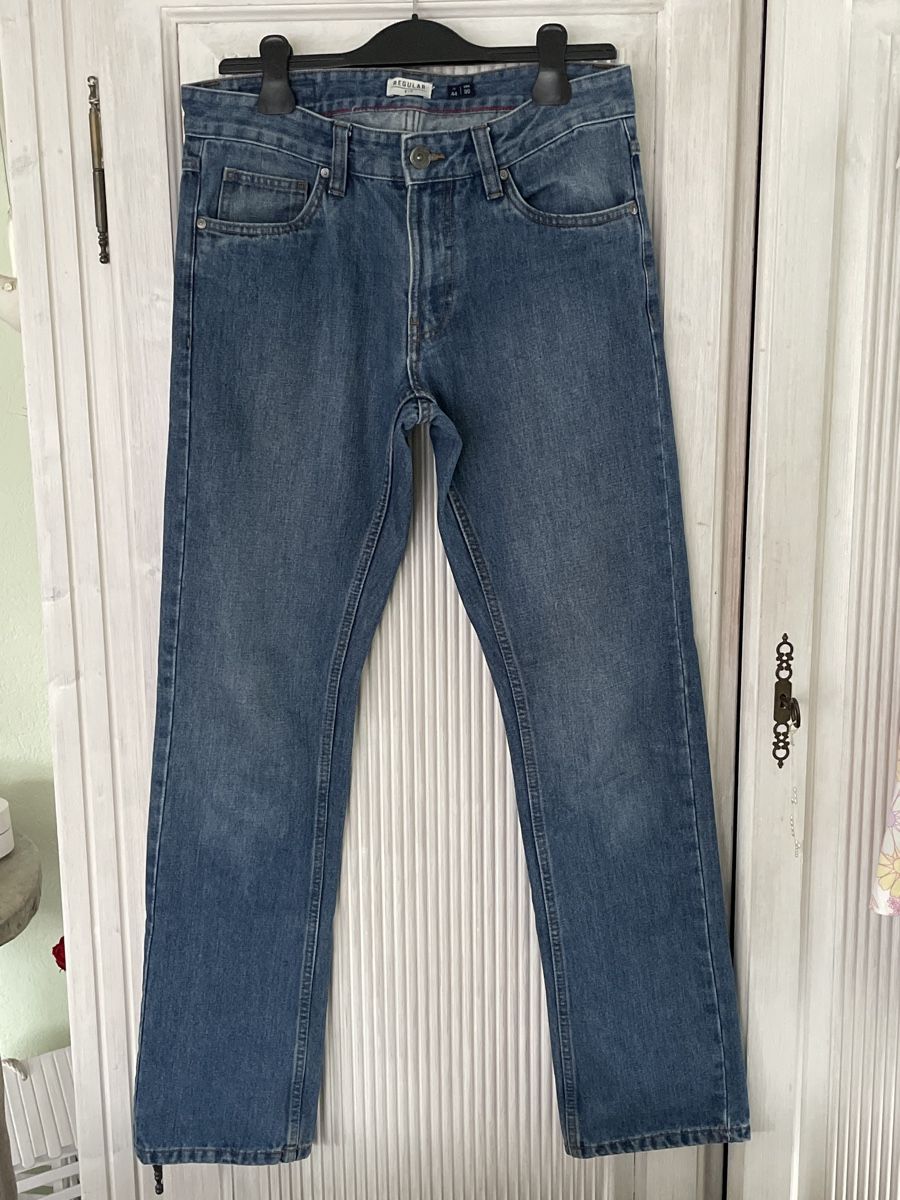 Jeans: Herren Jeans Gr. 30 Regular Fit – Gebraucht aus Goldswil von _Dudy_