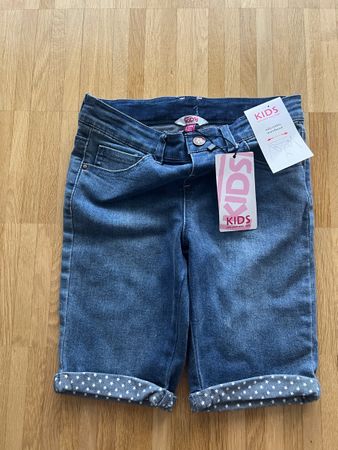 Jeans-Shorts Kinder Grösse 134 neu mit Etikett
