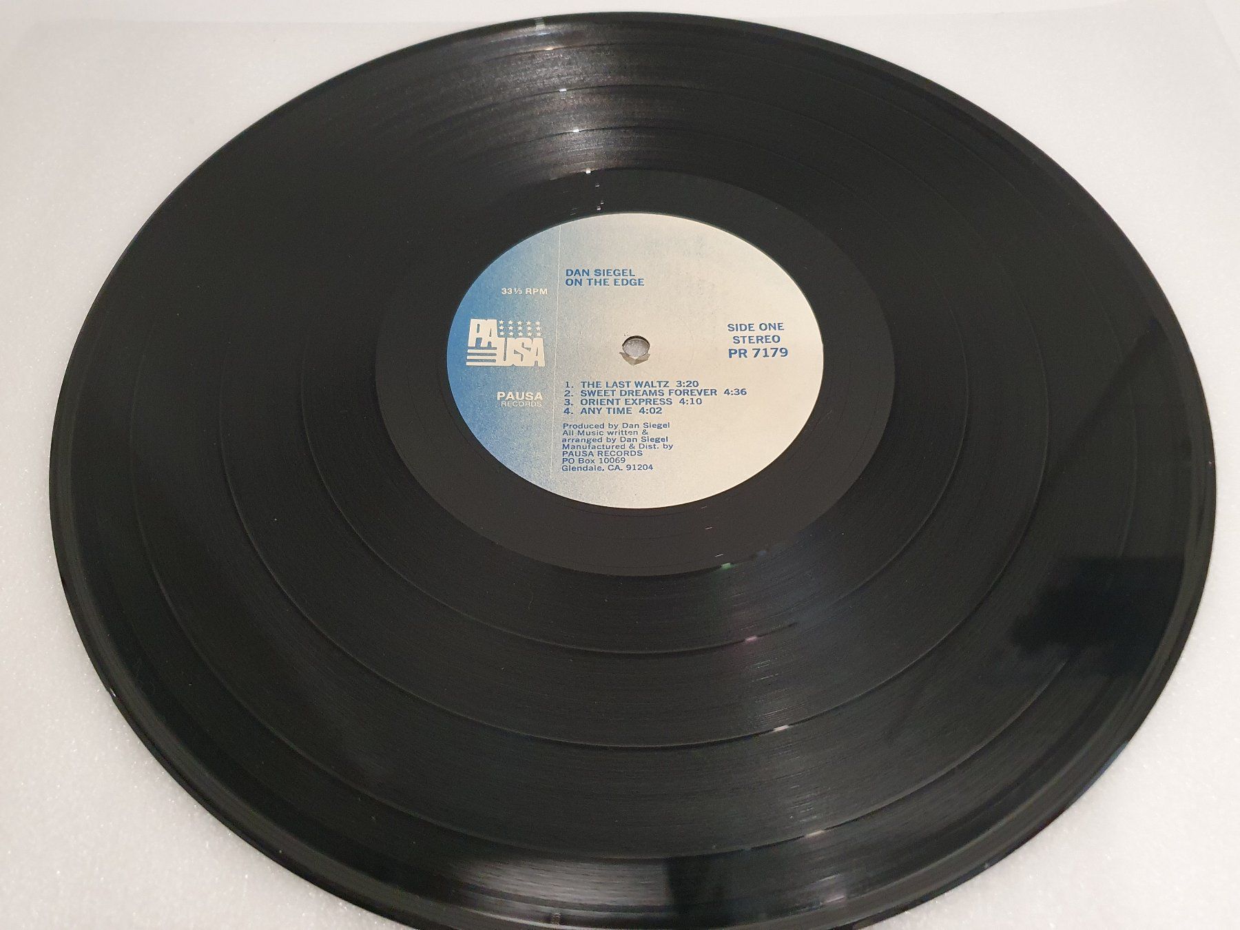 Vinyles: Dan Siegel - On The Edge – D'occasion à Uster par Vinyl-Leidenschaft 2