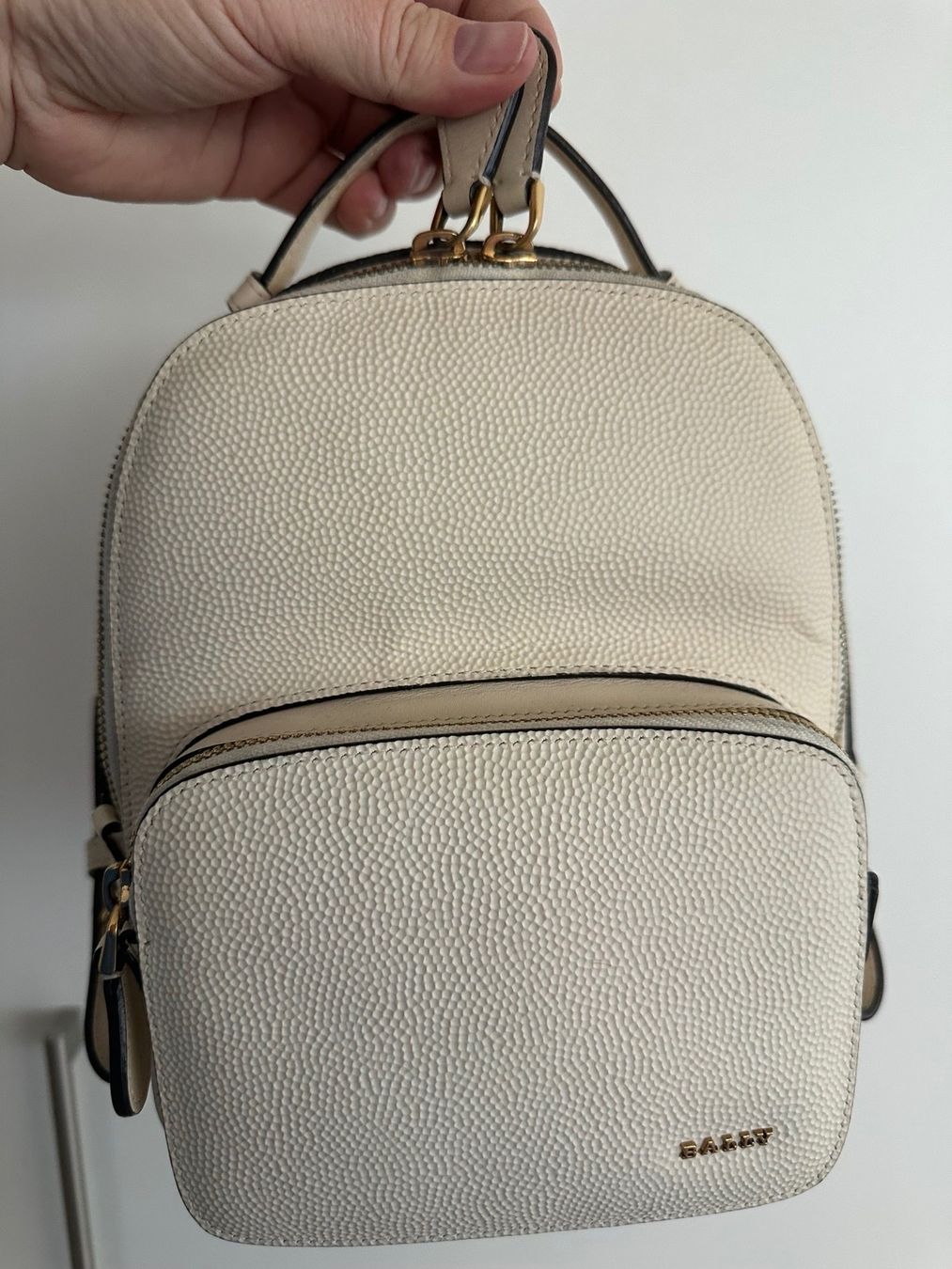 Bally Zaini: Bally Rucksack Ecru – Nuovo (secondo la descrizione) da Pfäffikon SZ venduto da Zitrone_100 6
