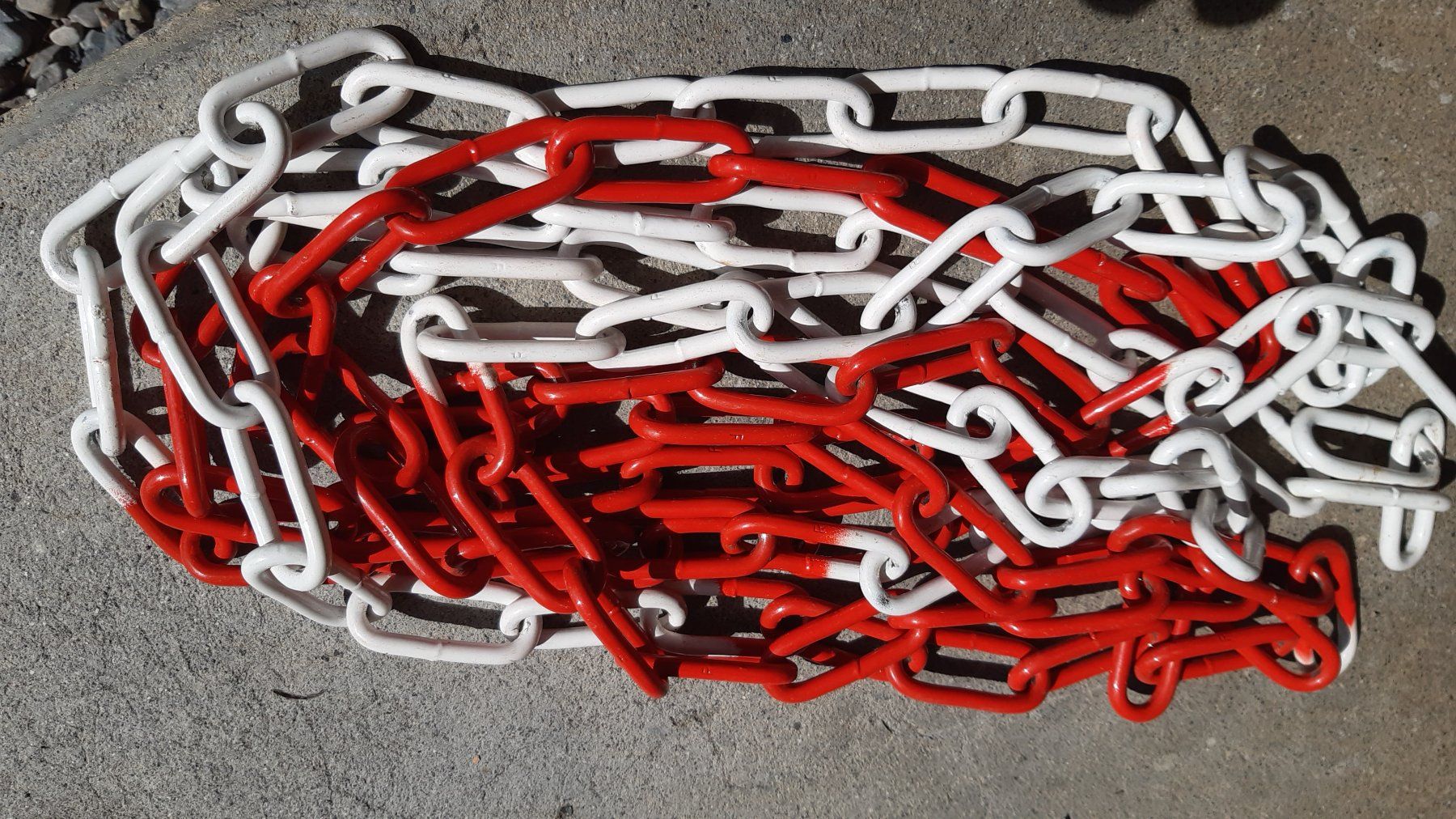 Sonstiges Fahrzeugzubehör: Absperrkette Stahl  rot-weiss  Länge 4.90m – Gebraucht aus Jenaz von betthy24