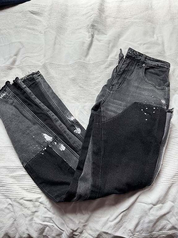 Jeans: Designer slim fit jeans – Usato da Geuensee venduto da mar_ld75