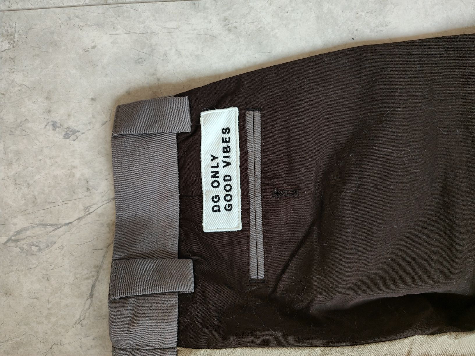 Dolce & Gabbana Pantaloni: Freizeithose von Dolce & Gabbana – Usato da Einsiedeln venduto da RaphaelSimeon 2